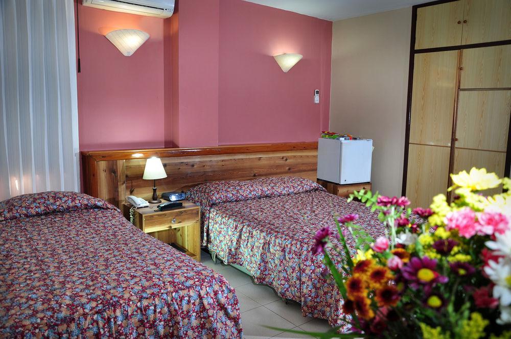 Hotel La Riviera Santa Marta  Bagian luar foto